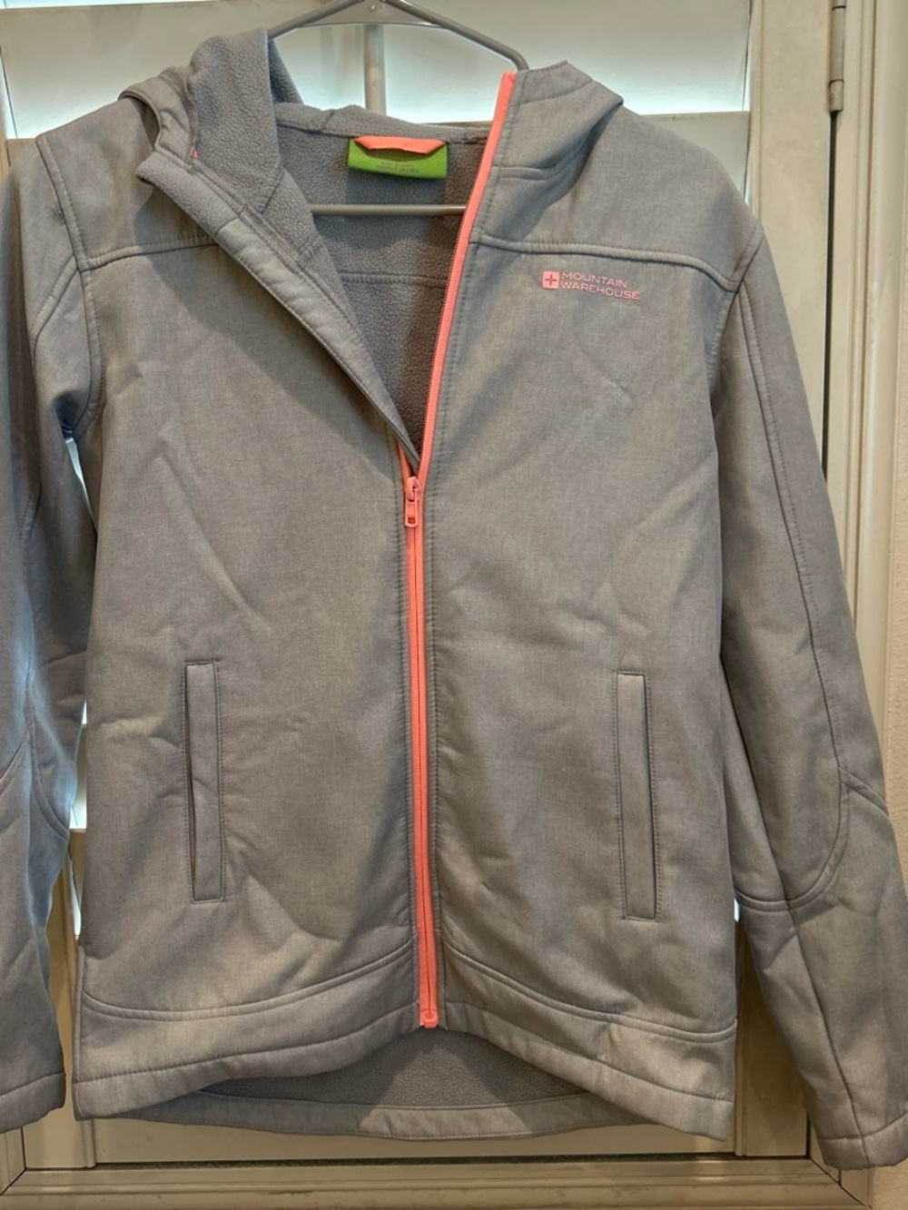 Girls' Light Gray Hooded Puffer Jacket with Pink Zip